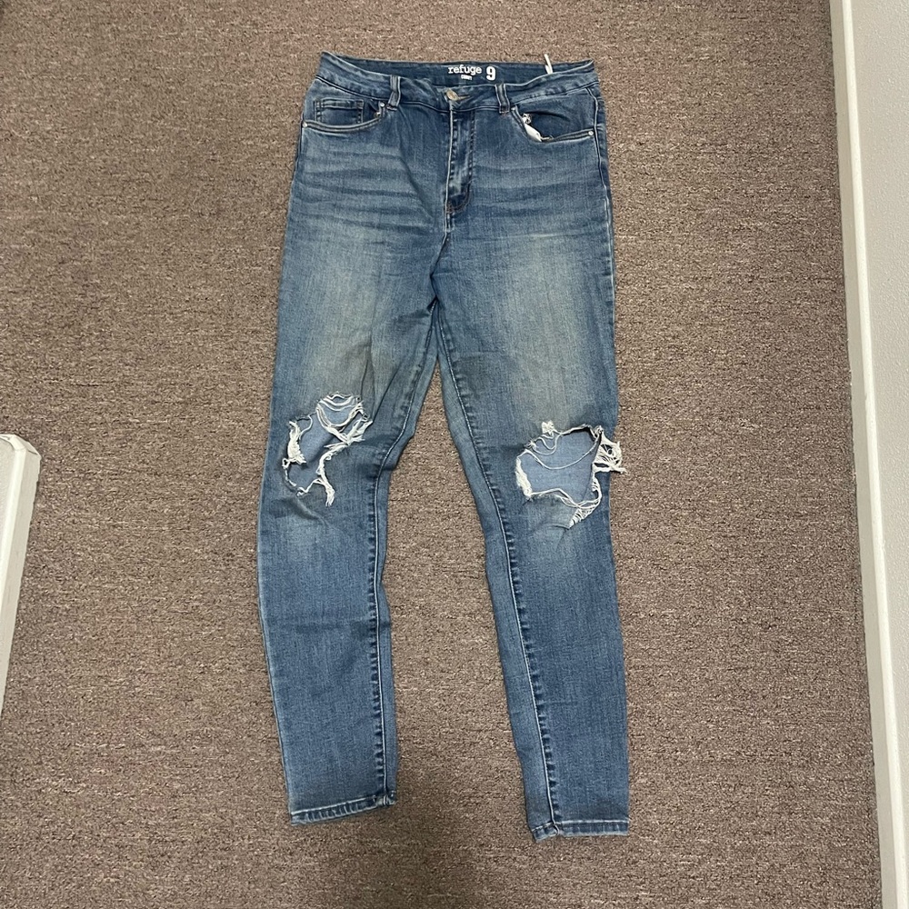 Women's Light Blue Distressed Skinny Jeans